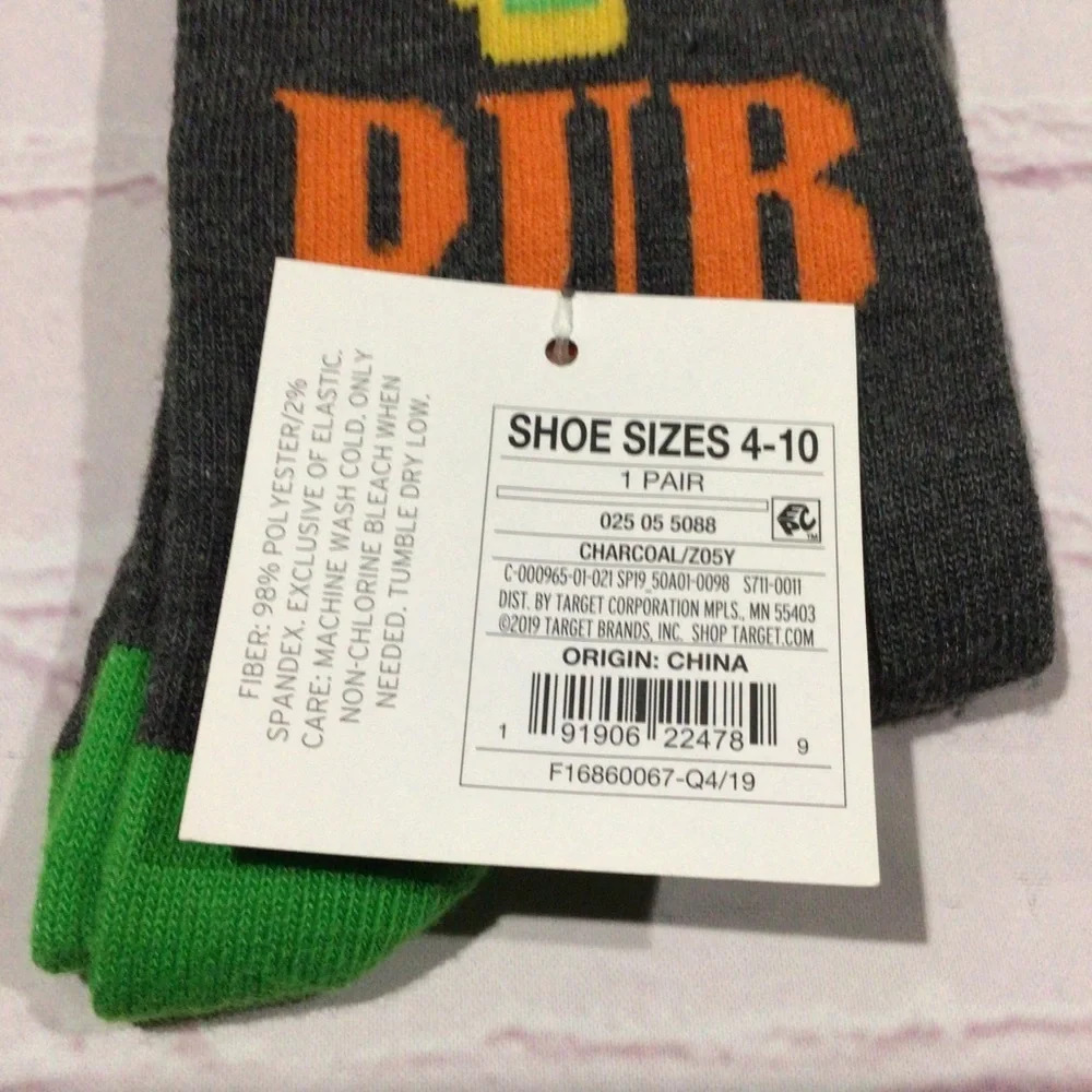 St. Patrick’s Day Find Me In Da Pub Crew Socks - NWT - Picture 2 of 2